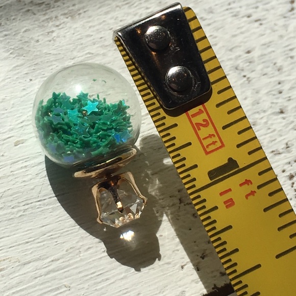 Dark Green Star Double Stud Earrings - Picture 7 of 8